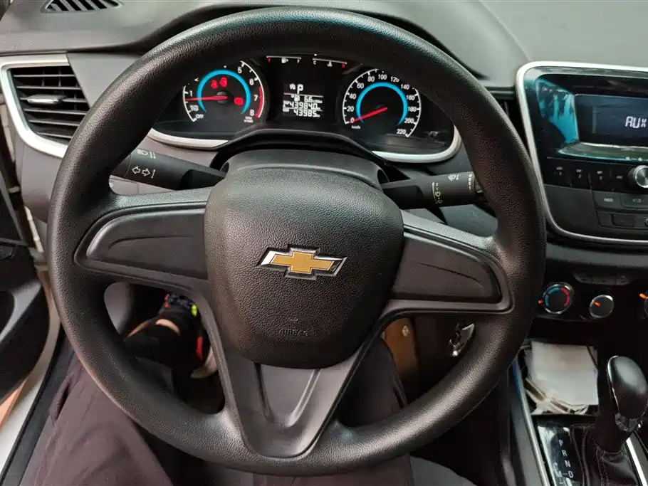 Chevrolet Cavalier 2016 1.5L Automatic Enjoyment Edition фото 15