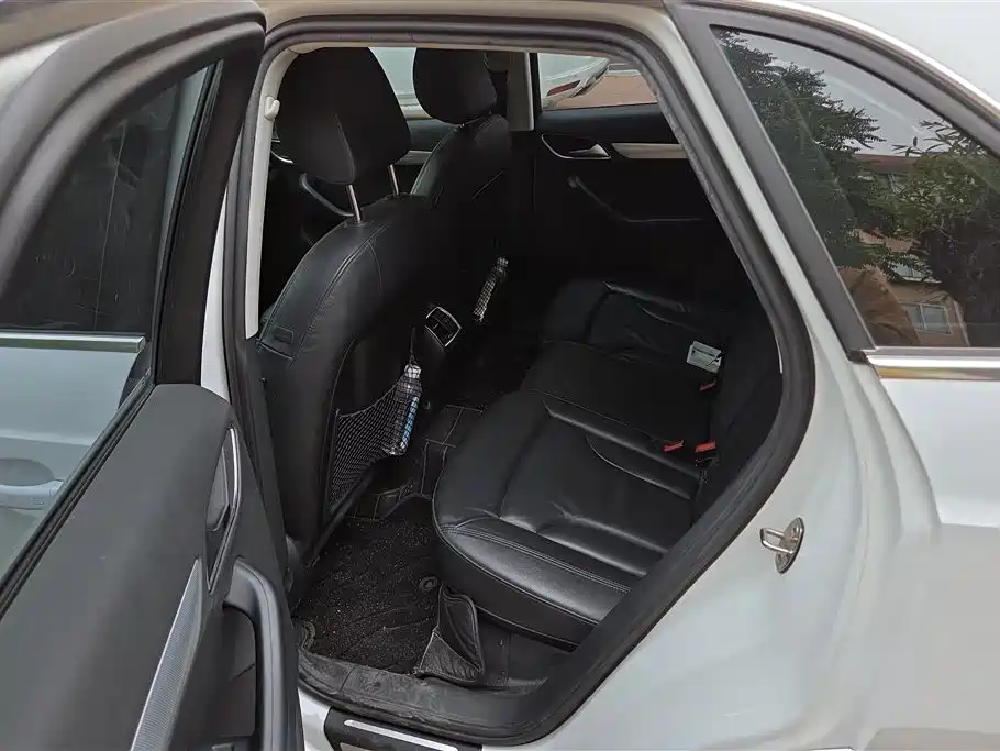 Audi Q3 2013 35 TFSI Comfort фото 11