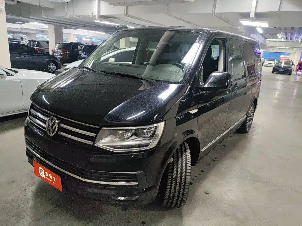 Volkswagen Multivan 2019 2.0TSI 4WD Premium 7-seater