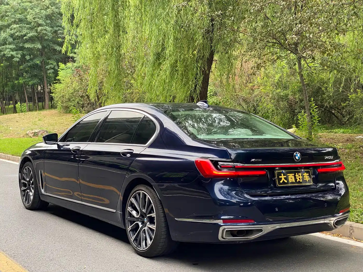 BMW 7 Series 2022 740Li xDrive Executive Luxury Package фото 7