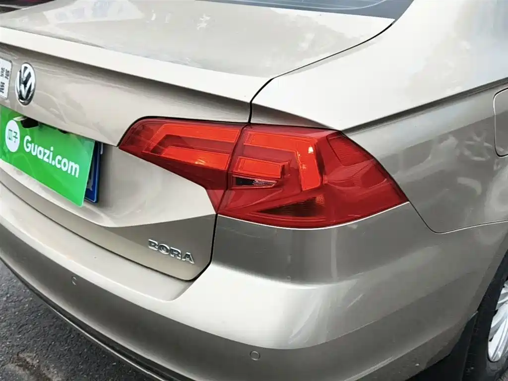 Volkswagen Bora 2018 1.5L Automatic Fashion фото 8