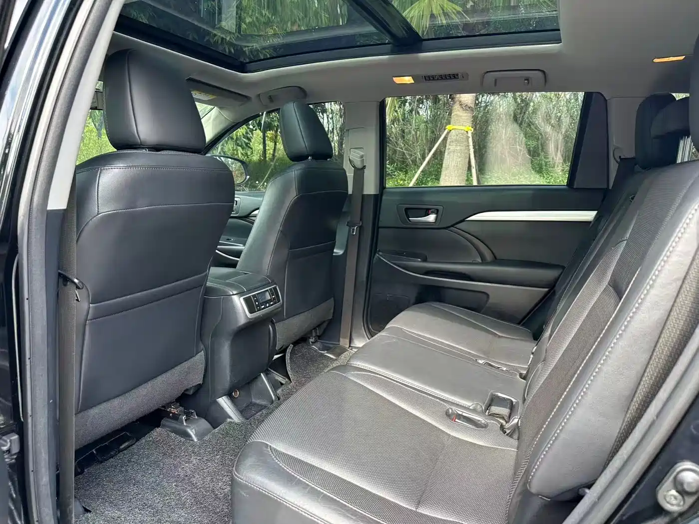 Toyota Highlander 2015 2.0T AWD Luxury Edition 7-seater фото 9