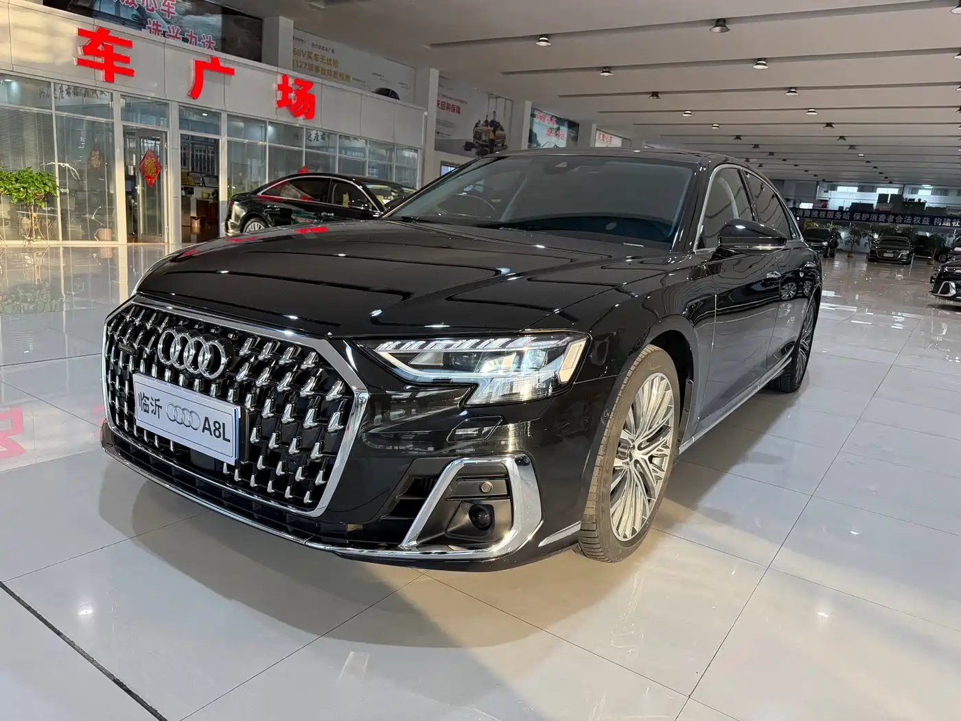 Audi A8 2023 A8L 50 TFSI quattro Premium
