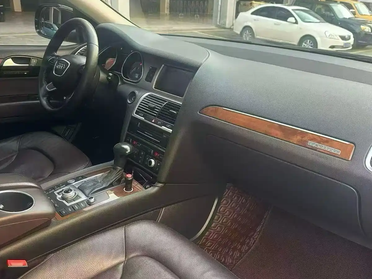 Audi Q7 2014 35 TDI Sport фото 6