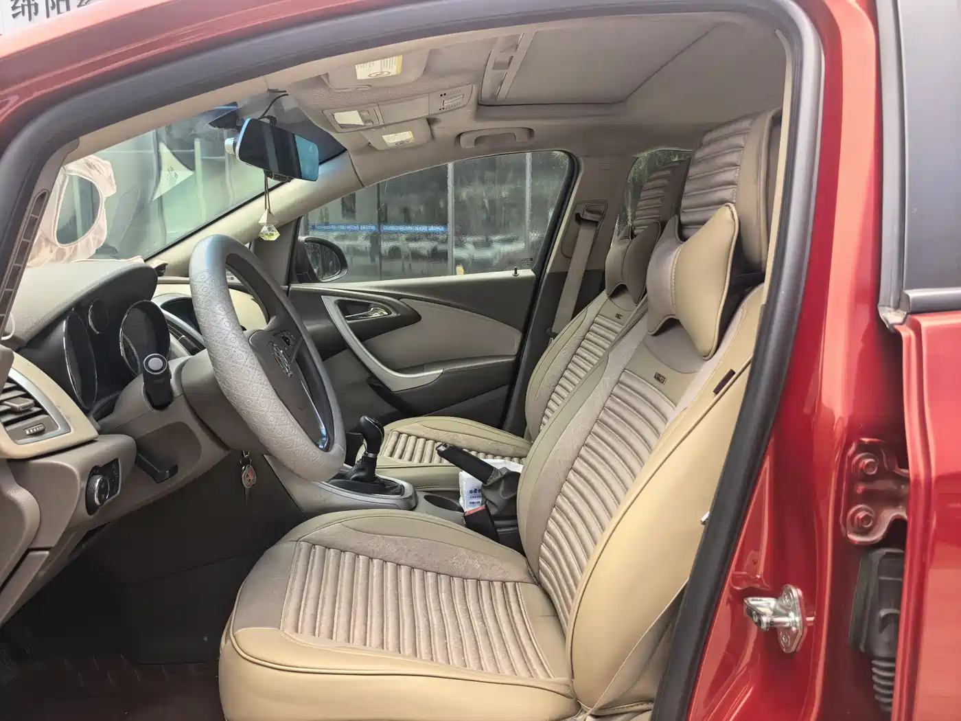 Buick Excelle 2012 GT 1.6L Manual Comfort фото 9