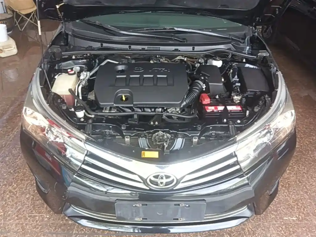 Toyota Corolla 2014 1.6L CVT GL фото 20