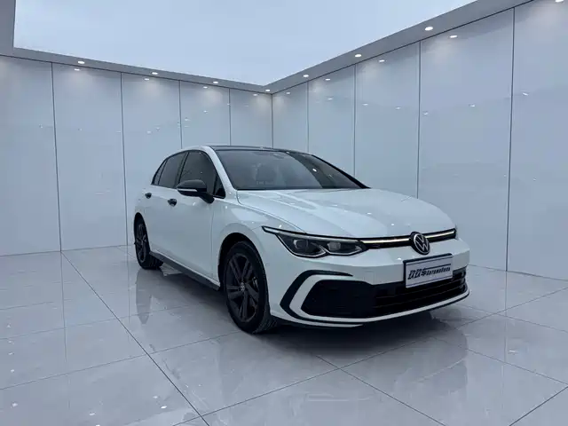 Volkswagen Golf 280TSI DSG R-Line