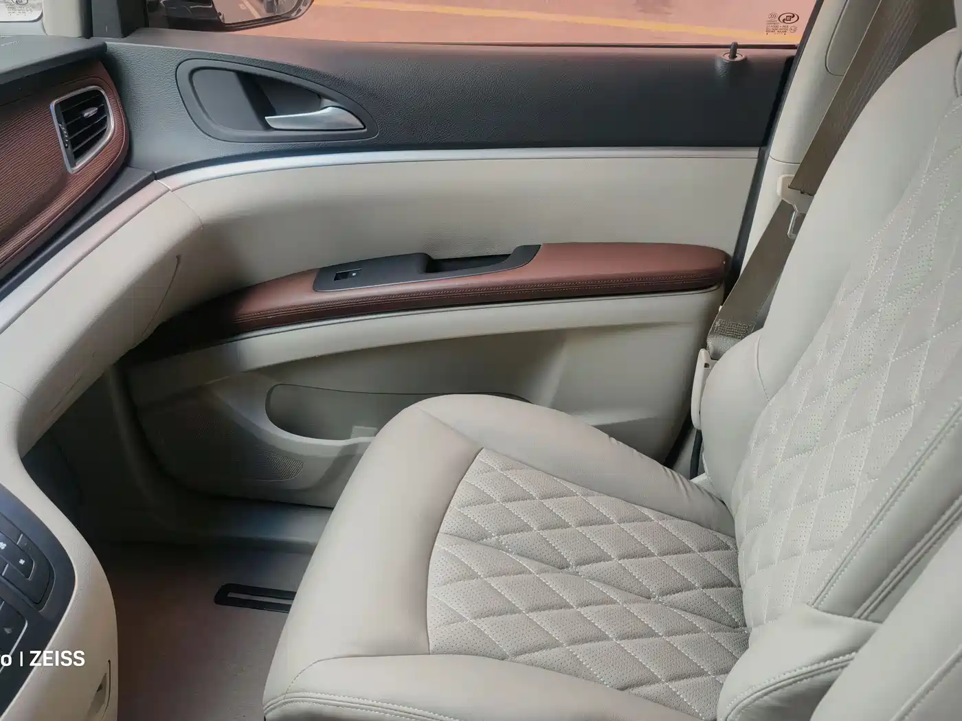 Buick GL8 2014 2.4L CT Luxury Business Comfort фото 7