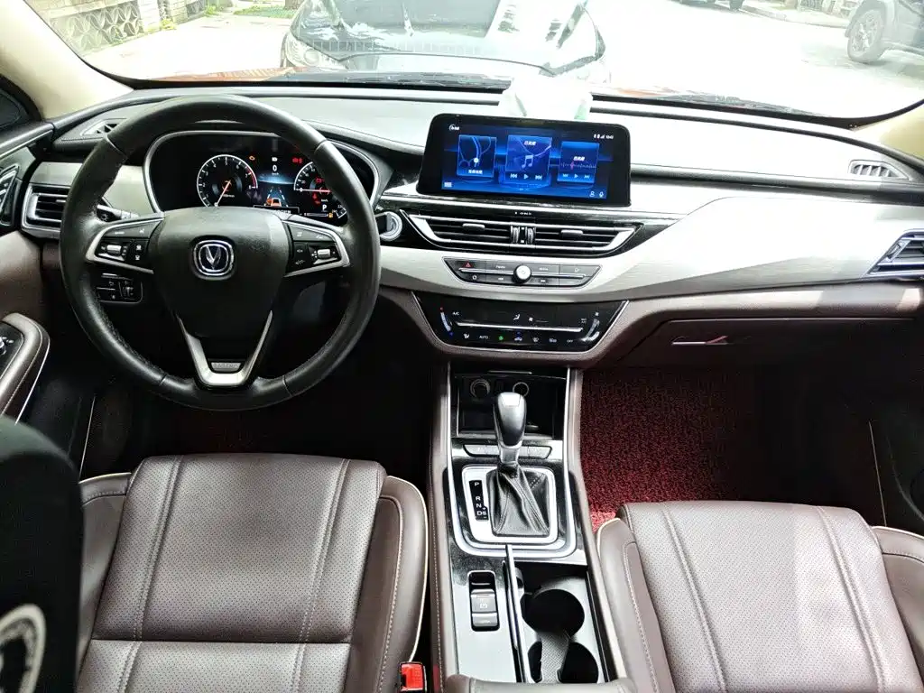 Changan Raeton CC 2018 2018 1.5T Auto Premium Class China V