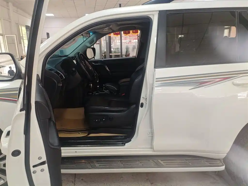 Toyota Prado 2019 3.5L Automatic TX-L Zunxiang Edition фото 7