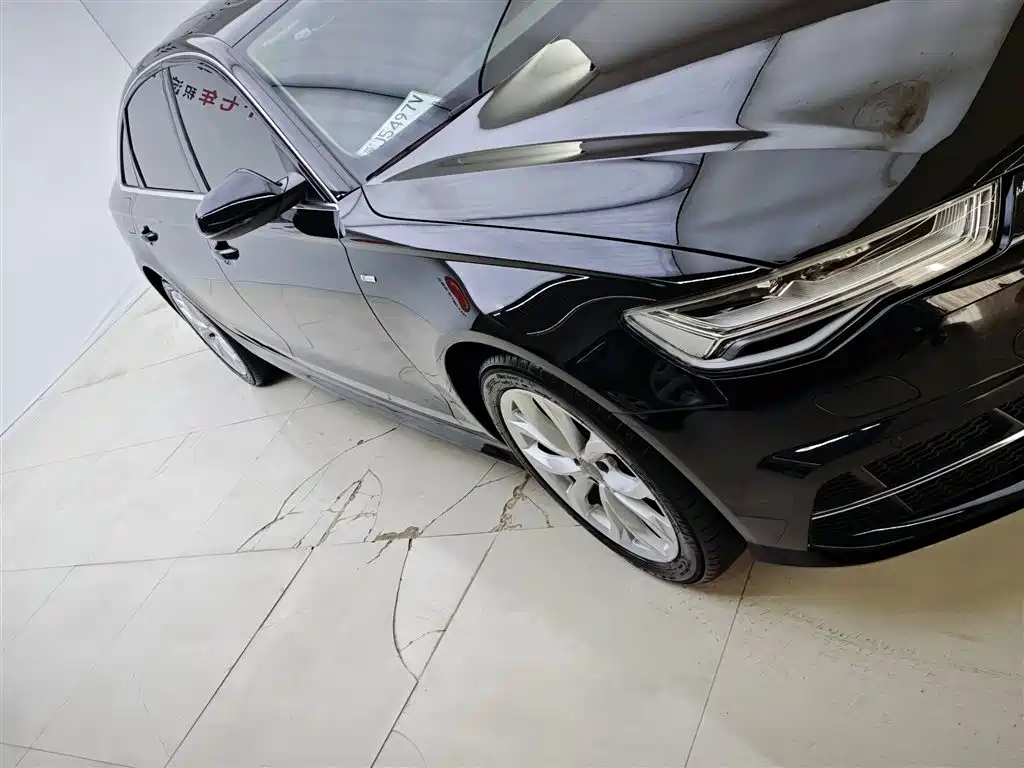 Audi A6L 2018 Model 35 TFSI Collector's Edition фото 7