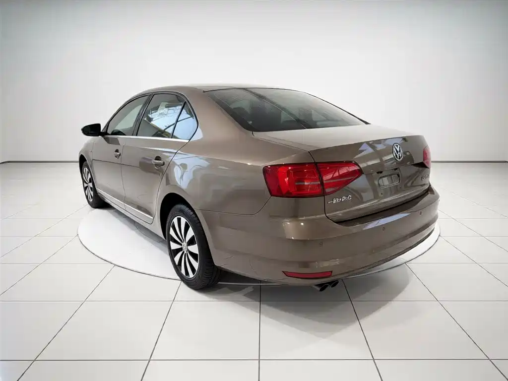 Volkswagen Sagitar 2017 230TSI Automatic Comfort фото 5