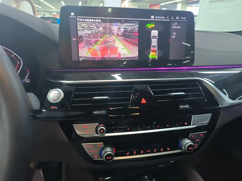 BMW 5 Series 2022 Model Second Facelift 525Li M Sport Package фото 13