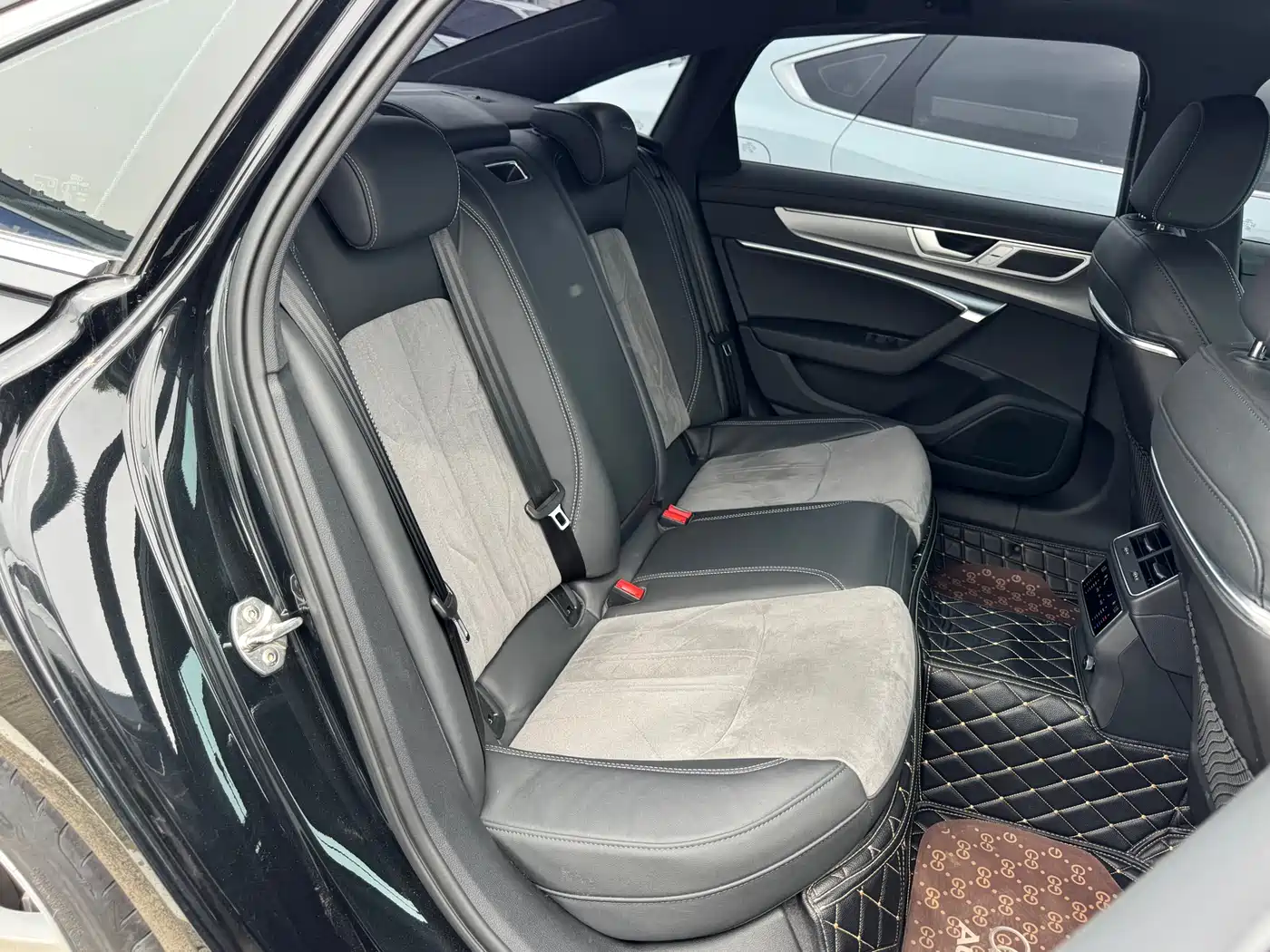 Audi A6L 2024 45 TFSI Premium Dynamic фото 13