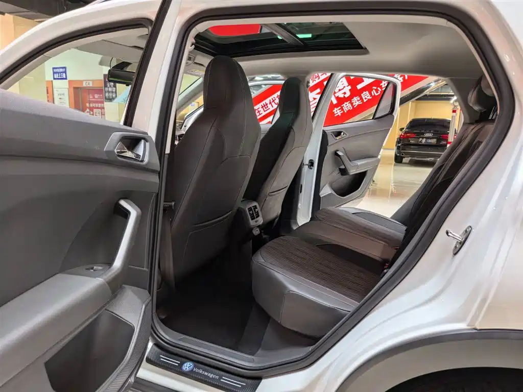 VOLKSWAGEN TU KAI