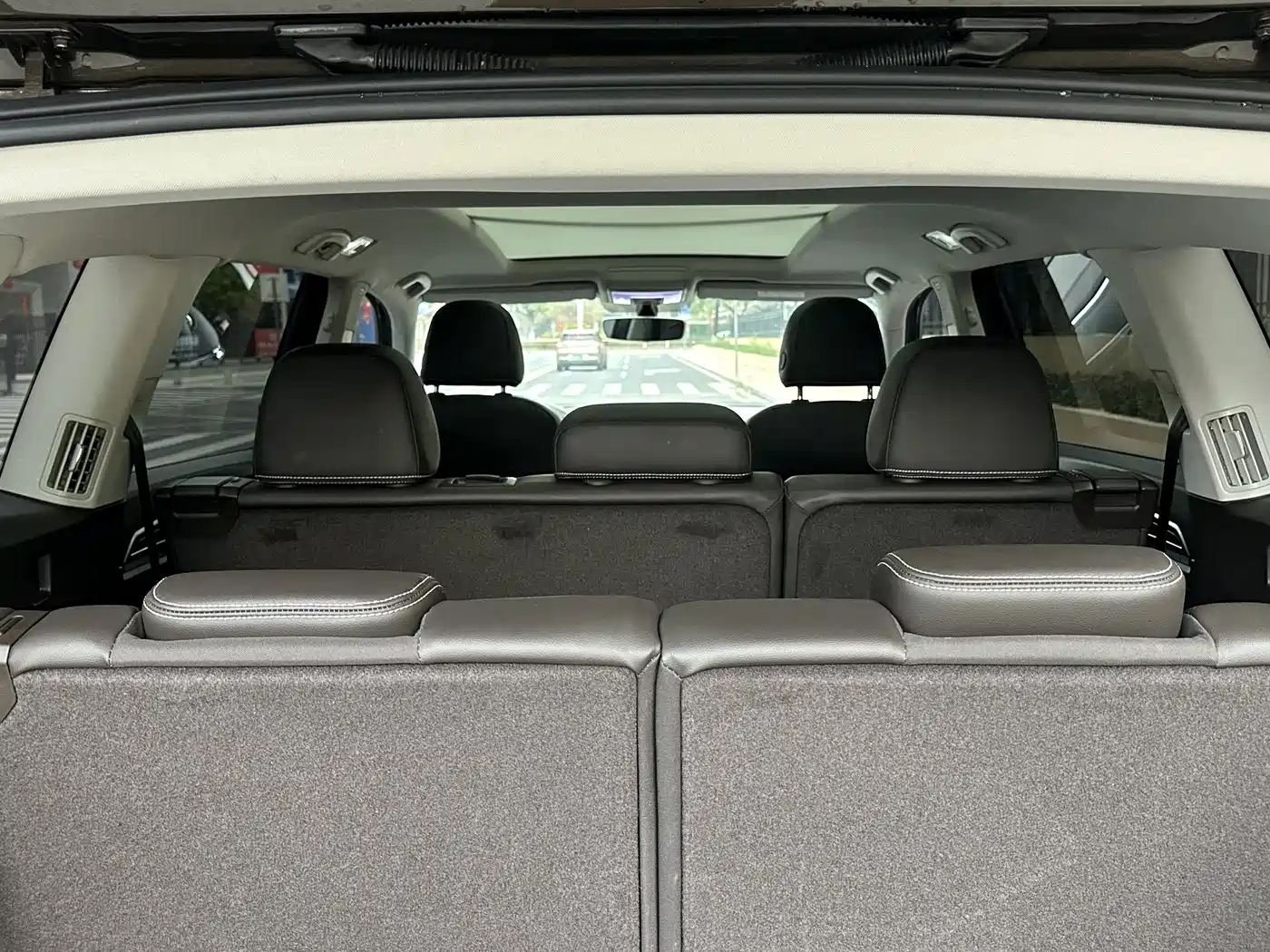 Volkswagen Teramont 2019 530 V6 4WD Luxury Edition China VI фото 8