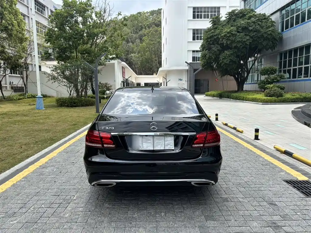 Mercedes-Benz E-Class 2015 E 320 L Sport фото 7