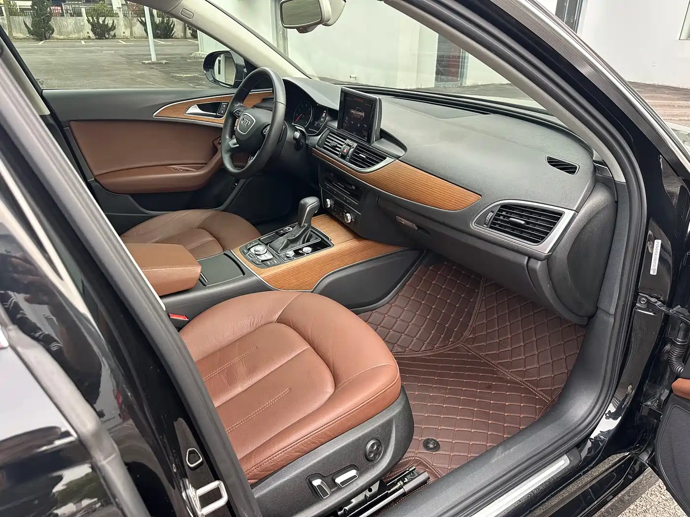 Audi A6L 2018 30th Anniversary 30 FSI Style фото 24