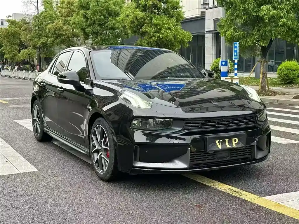 Lynk & Co 03 2018 1.5TD DCT Power Pro Version China V фото 3