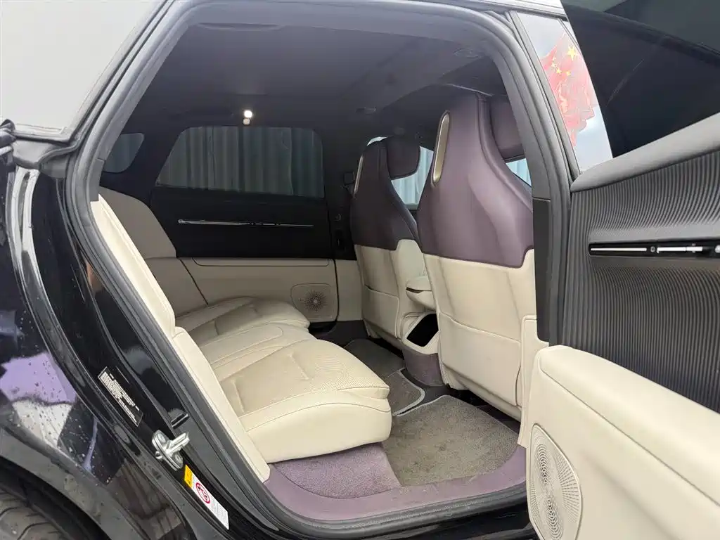Avatr 12 2024 Facelift 700 Triple Laser RWD Luxury Edition фото 16