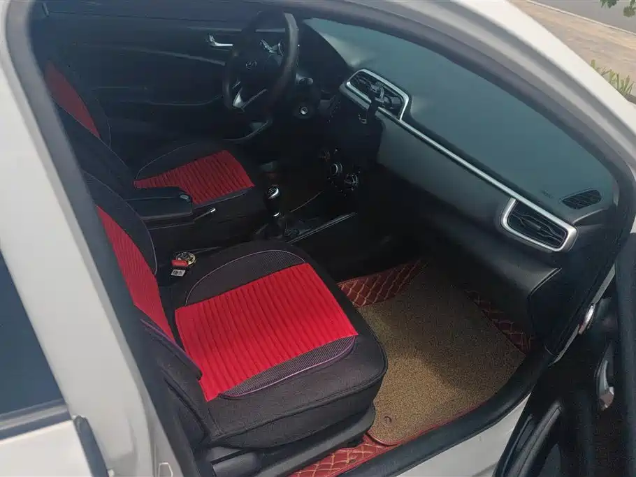 Hyundai Verna 2017 1.4L Manual Renewal China V фото 8