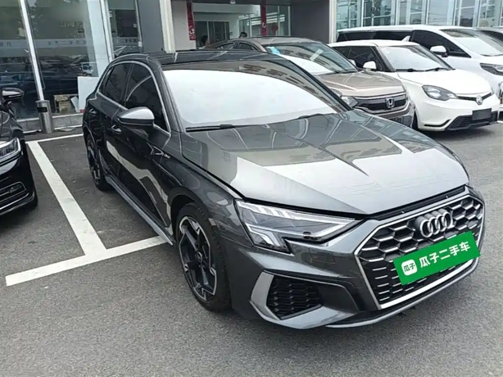 Audi A3 2024 Model Sportback 35 TFSI Luxury Sport фото 4