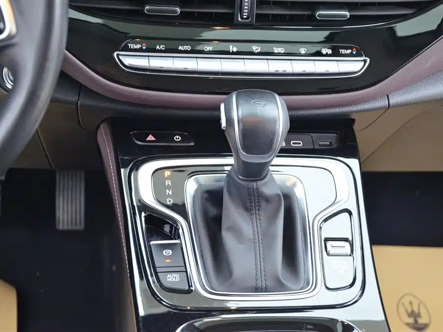 GAC Trumpchi Trumpchi M6 2023 PRO 270T DCT Luxury Edition фото 8