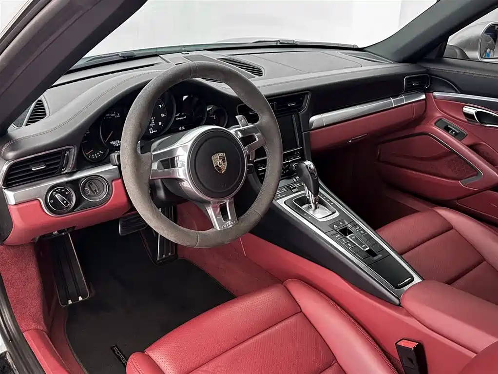 Porsche 911 2014 Targa 4 3.4L фото 10