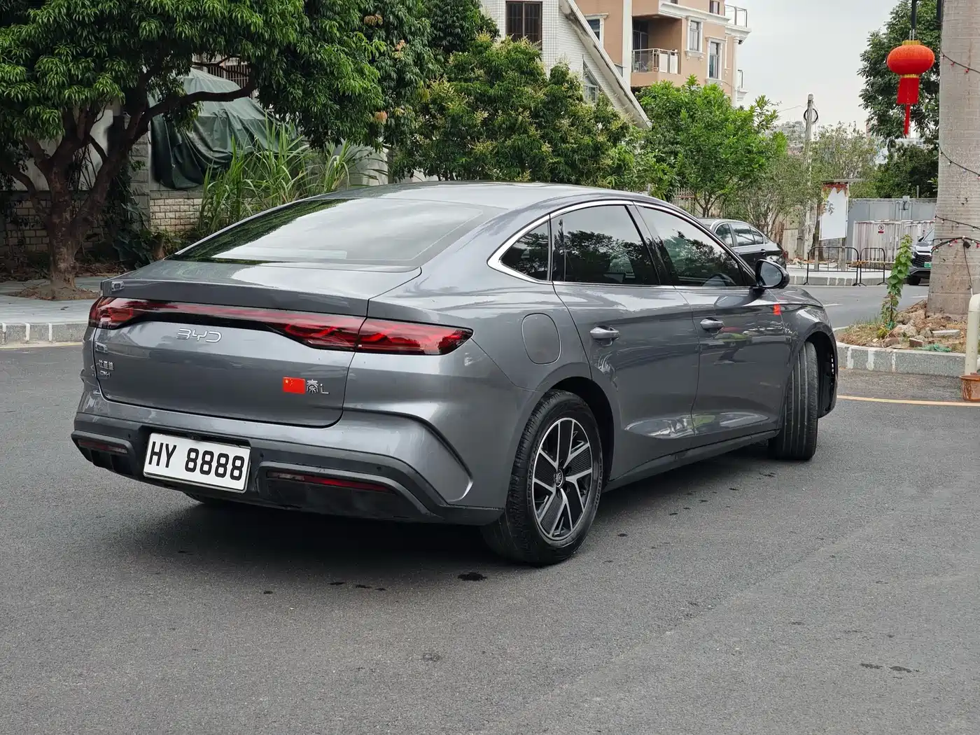 BYD Qin L 2024 DM-i 120KM Superior Edition фото 15