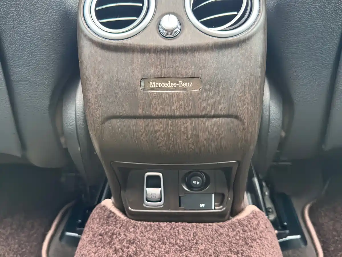 Mercedes-Benz GLC 2019 Model GLC 200 L 4MATIC фото 19