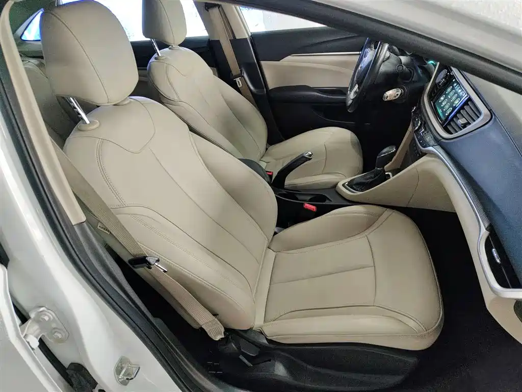 Buick Excelle 2019 15T DCT Connected Elite Type China VI фото 20
