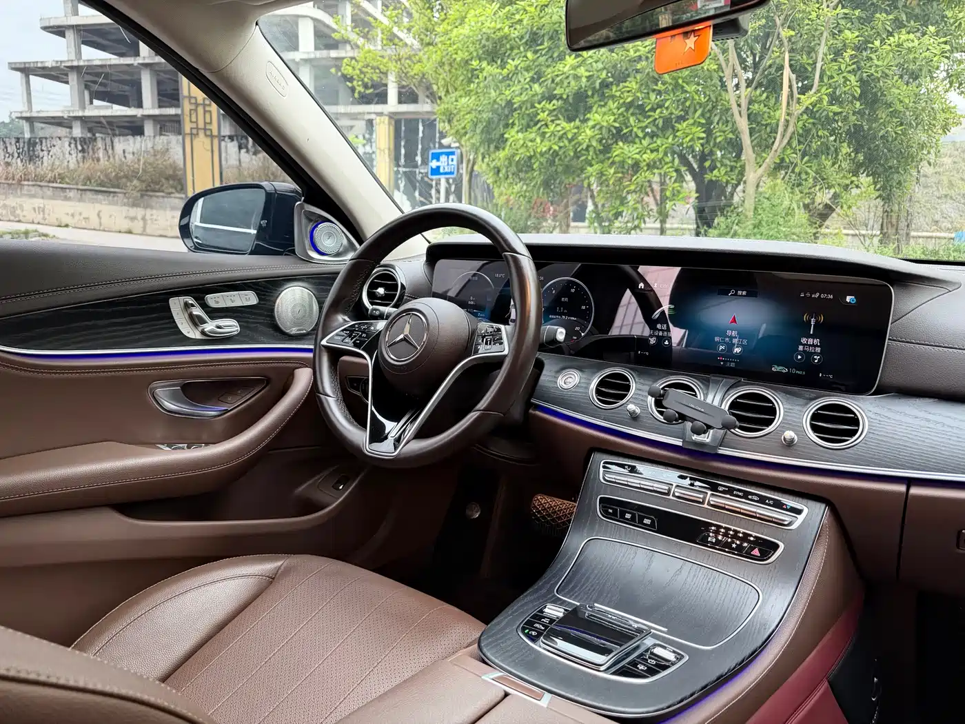 Mercedes-Benz E-Class 2023 E 300 L Luxury фото 6