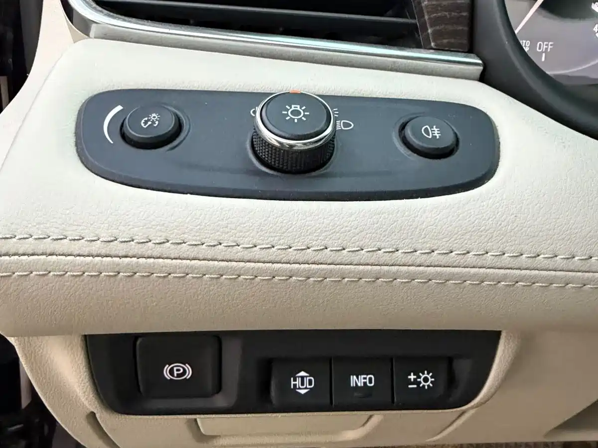 Photo 36 - Buick LaCrosse