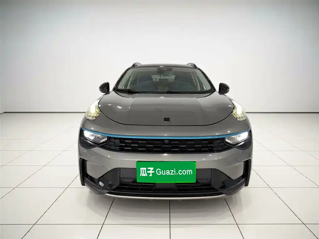 Lynk & Co 01 2021 2.0TD 2WD Shine Pro фото 3