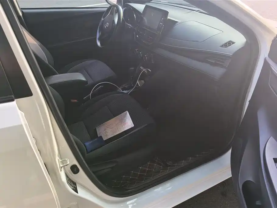 Toyota Vios FS 2021 1.5L CVT Fengchi Edition фото 8