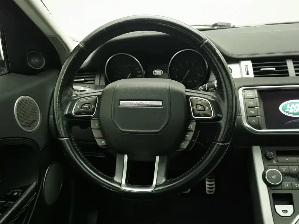 Land Rover Range Rover Evoque (Import) 2017 2014 2.0T 5-door Brilliance Sport