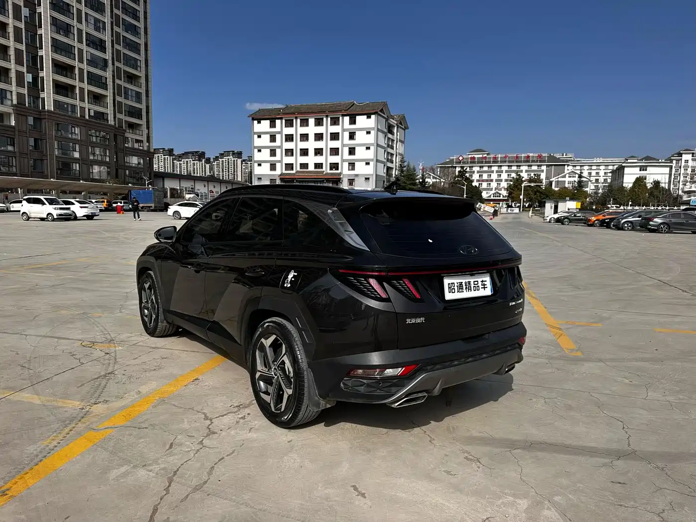 Hyundai Tucson 2021 Tucson L 1.5T DCT LUX Premium фото 7