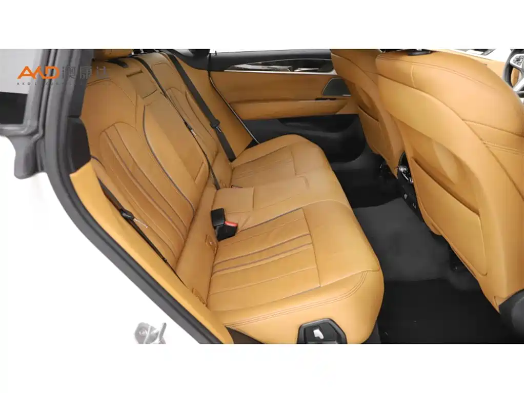 BMW 6 Series GT 2020 630i M Sport Package фото 8