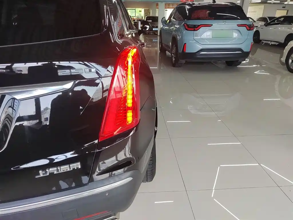 Cadillac XT5 2018 25T Luxury фото 8