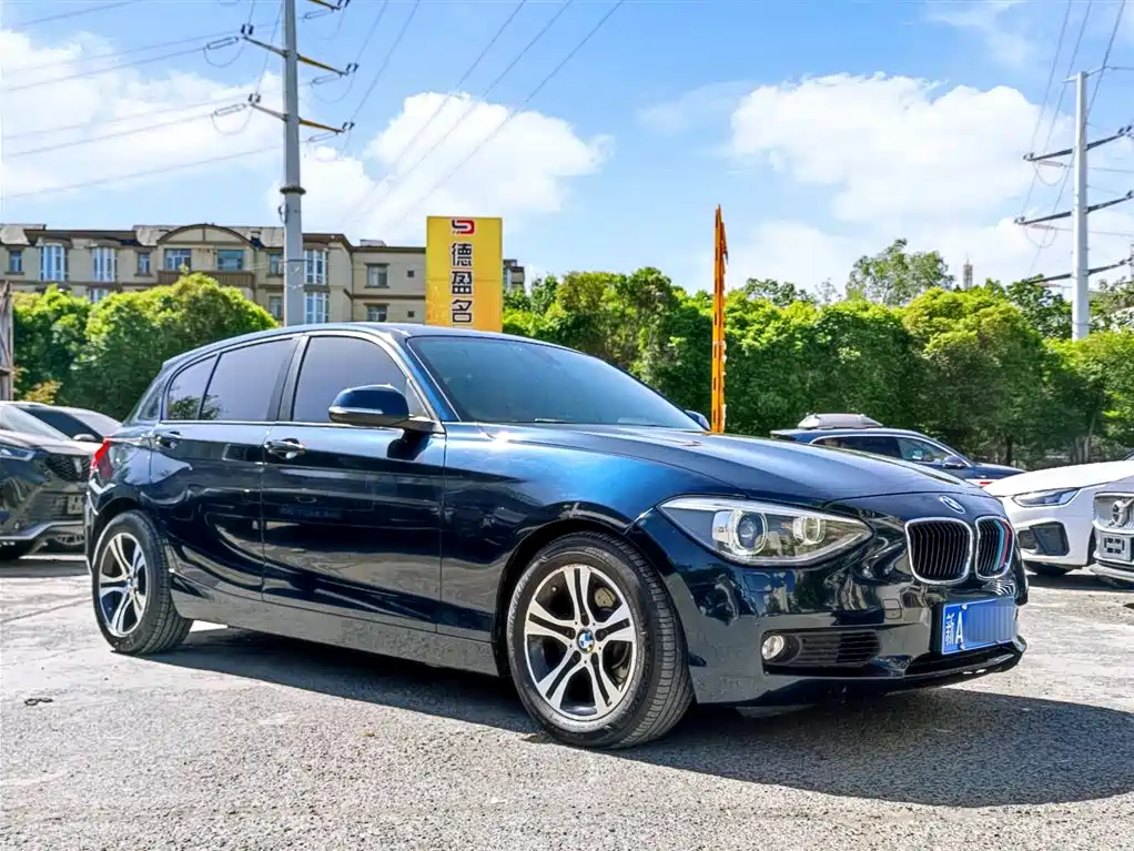 BMW 1 Series (Import) 2013 Facelift 118i Leading Model фото 3