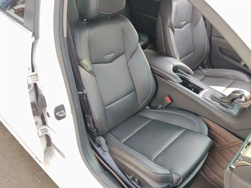 Cadillac ATS-L 2017 28T Technology фото 25