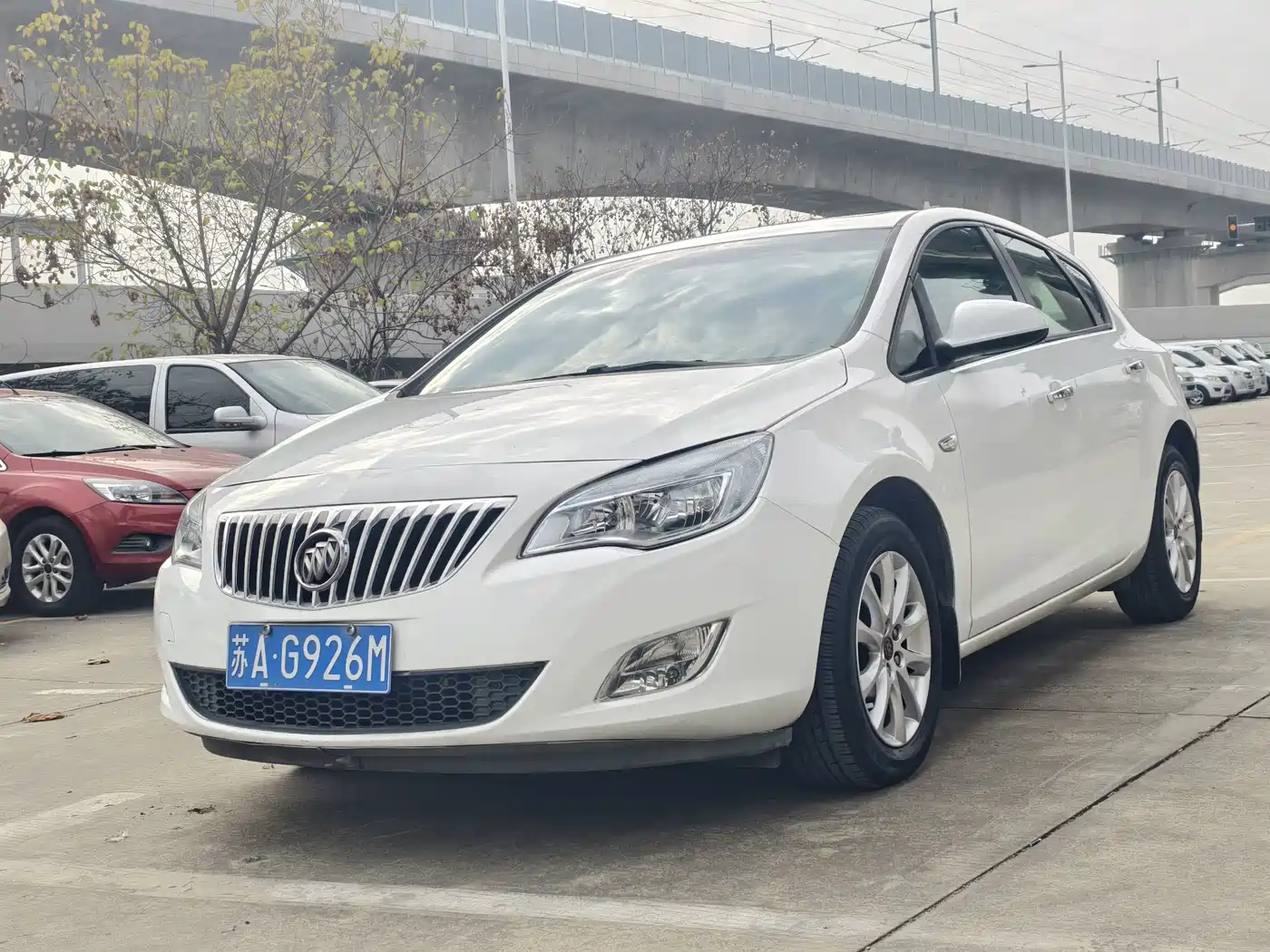 Buick Excelle 2014 XT 1.6L Automatic Fashion фото 14