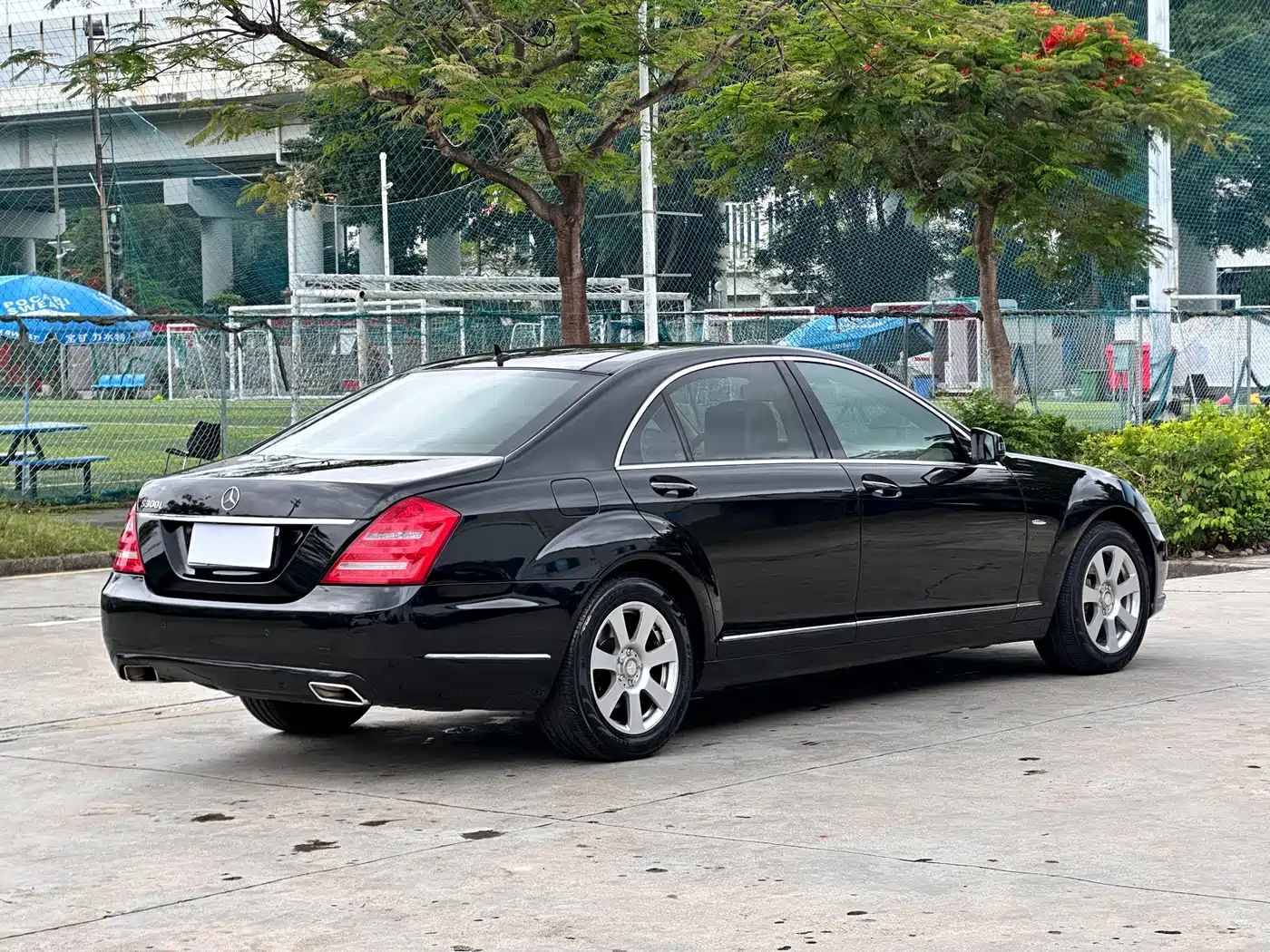 Mercedes-Benz S-Class 2012 S 300 L Business Grand Edition фото 3