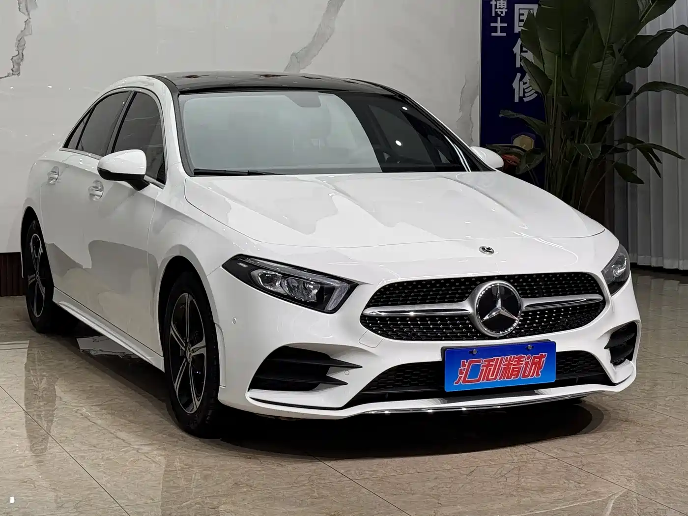 Mercedes-Benz A-Class 2023 A 200 L Fashion фото 3