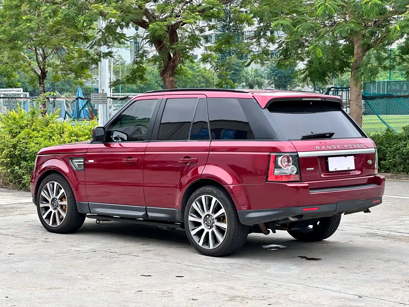 Land Rover Range Rover Sport 2011 3.0 TDV6 Diesel фото 4