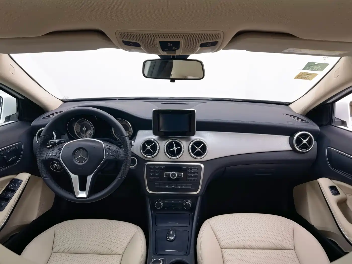 Mercedes-Benz GLA 2015 GLA 200 Fashion фото 4