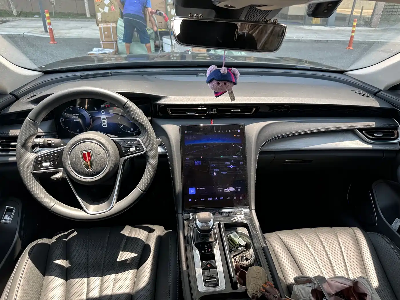 Hongqi H5 2024 2.0T Automatic Smart Connect Flag Enjoy Edition фото 8
