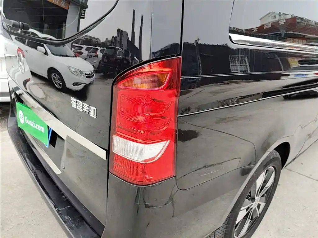 Mercedes-Benz Vito 2018 2.0T Business Edition China VI фото 8