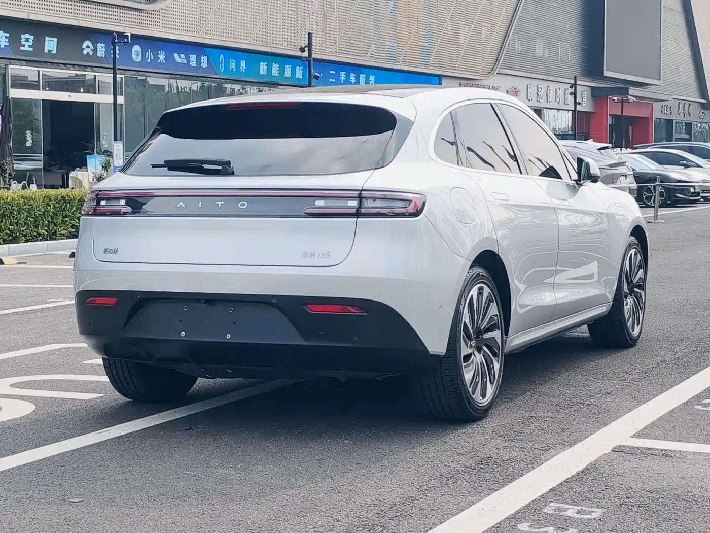 AITO Wenjie AITO M5 2022 Pure Electric RWD Standard Edition фото 20