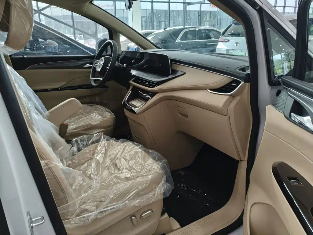 Buick GL8 New Energy 2026 2025 Landprestige First Edition 7-Seater